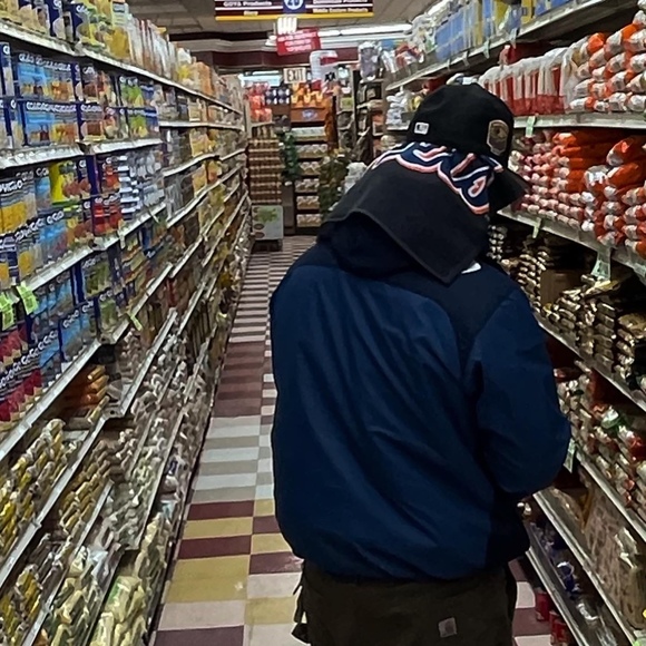 Meet your Posher, Felipe - Picture 1 of 1